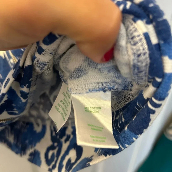! Lilly Pulitzer Angela Zip Up Sz XXSmall, Navy Bather - Picture 7 of 7